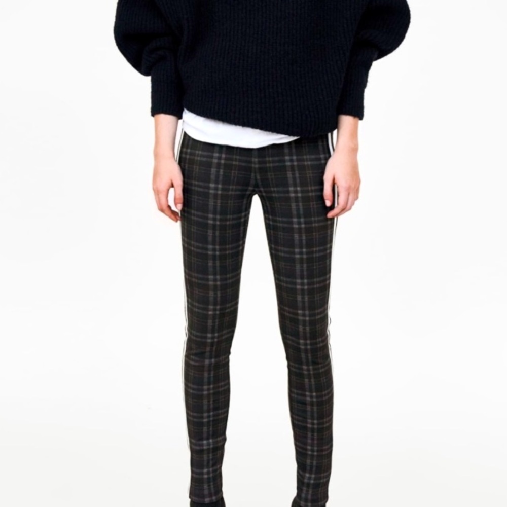 PLAID LEGGINGS